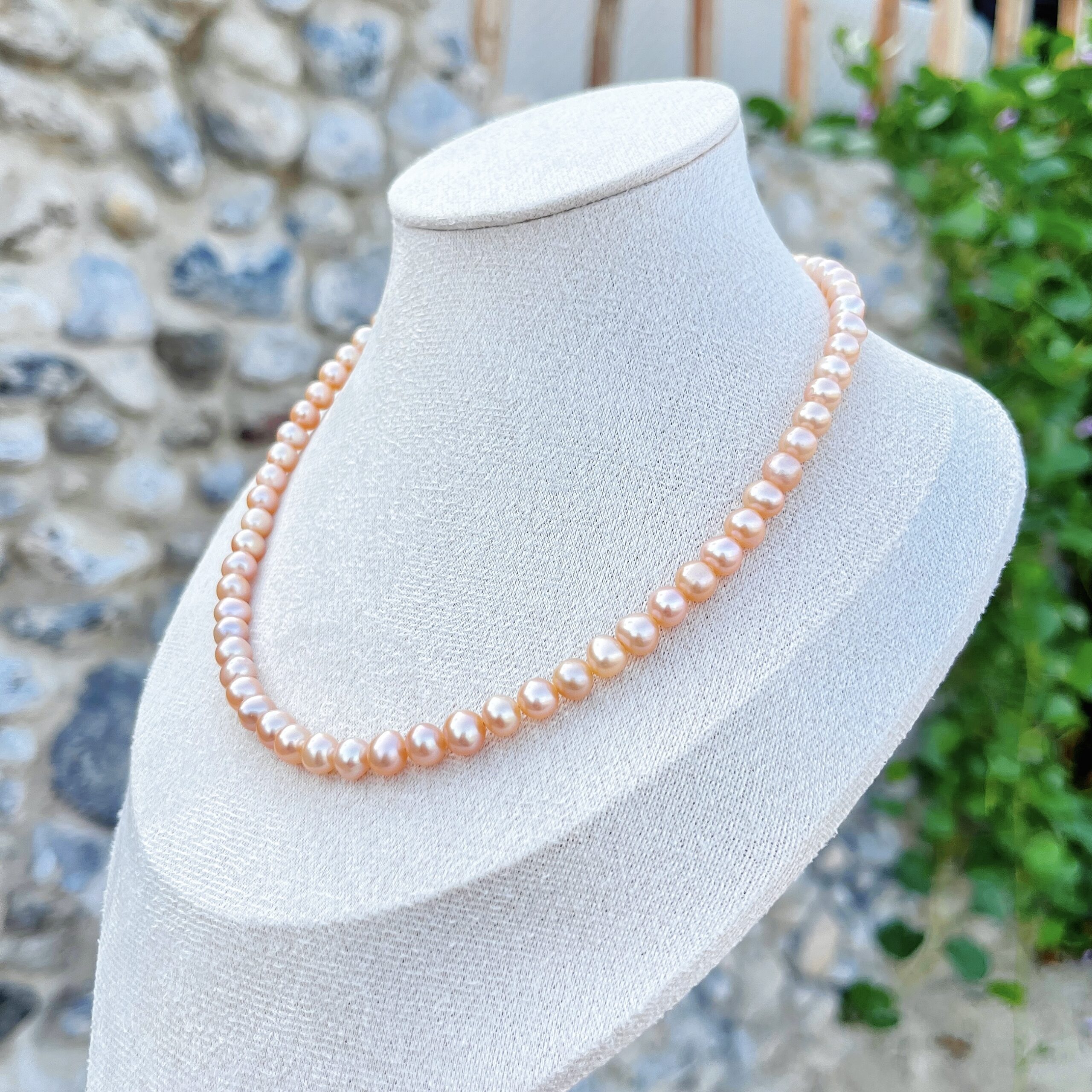 Classic Pearl Strand Necklace – 5-6mm | White / Apricot / Lavender - Image 5
