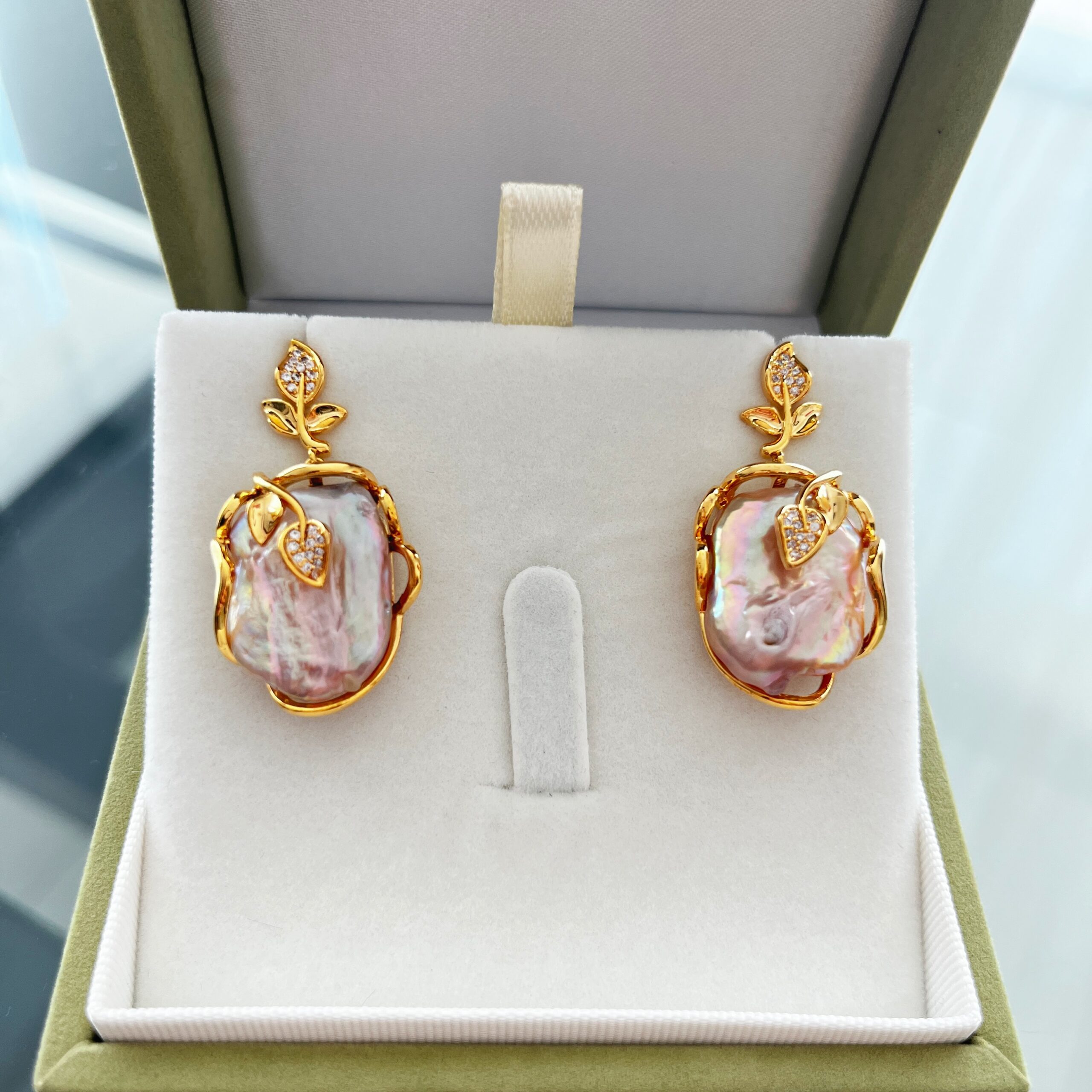 Aurora Vine Baroque Pearl Earrings - Image 5