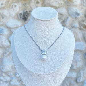 Regal Radiance Pearl Necklace