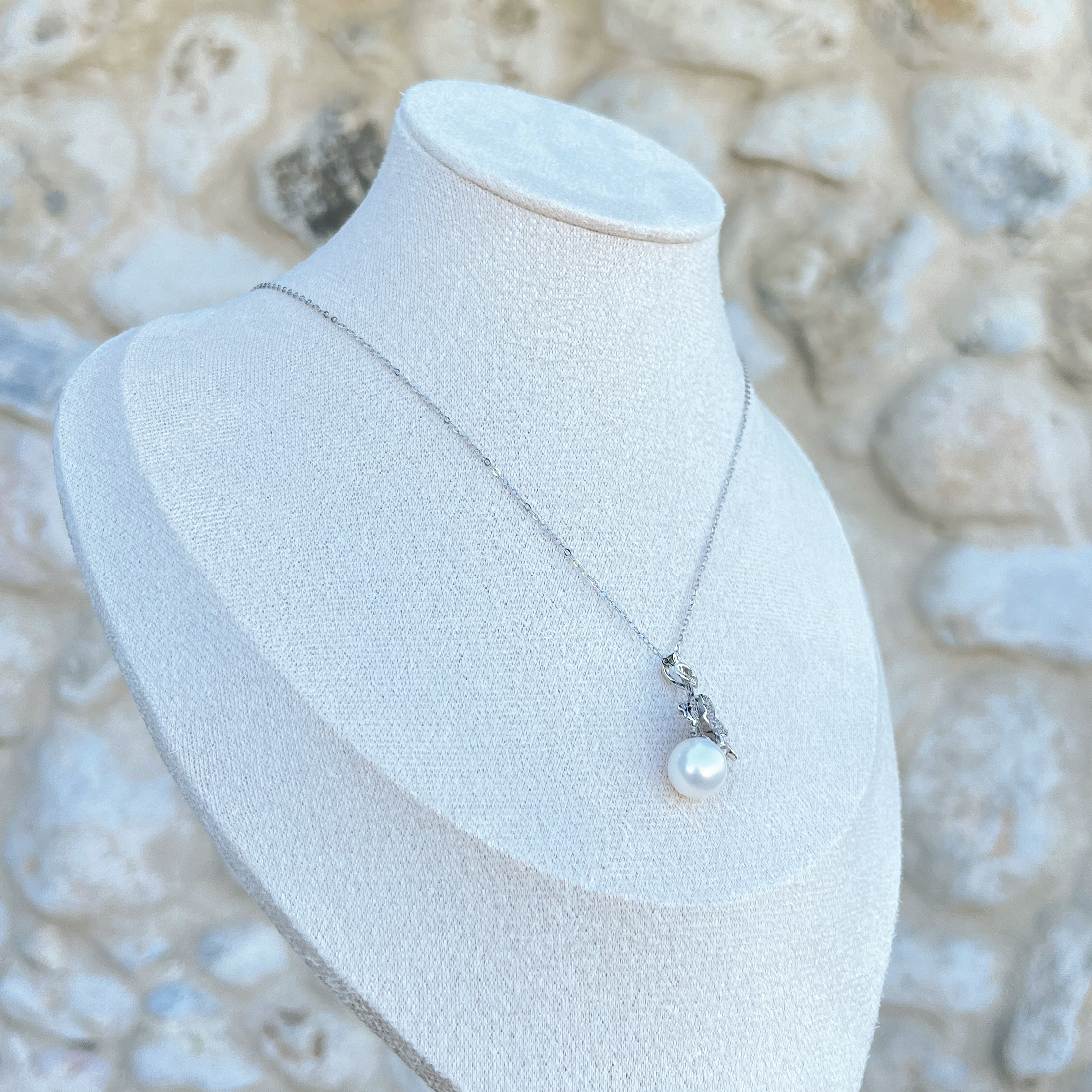 Blossom Pearl Grace Necklace - Image 3