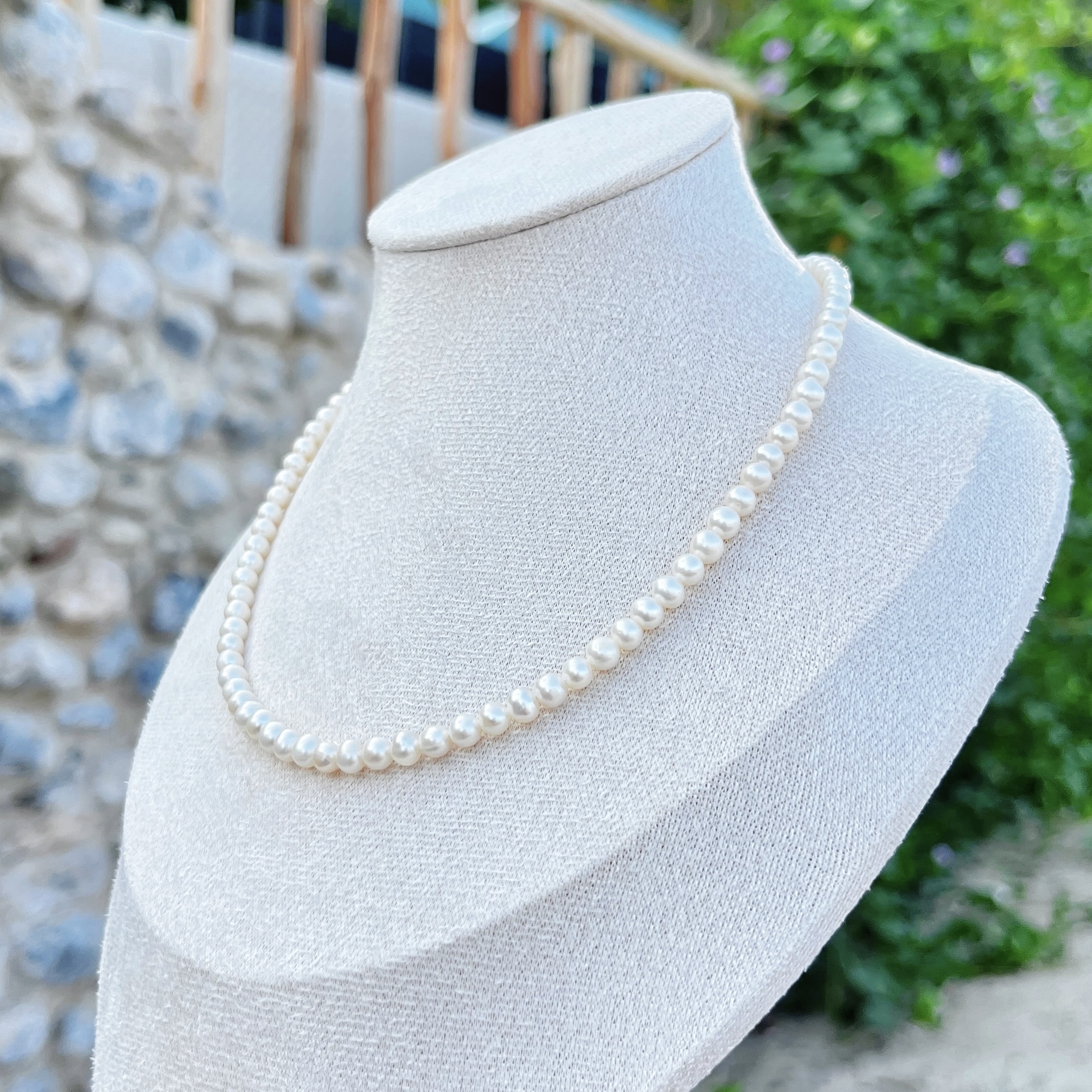 Petite Freshwater AK 4mm Pearl Necklace - Image 2