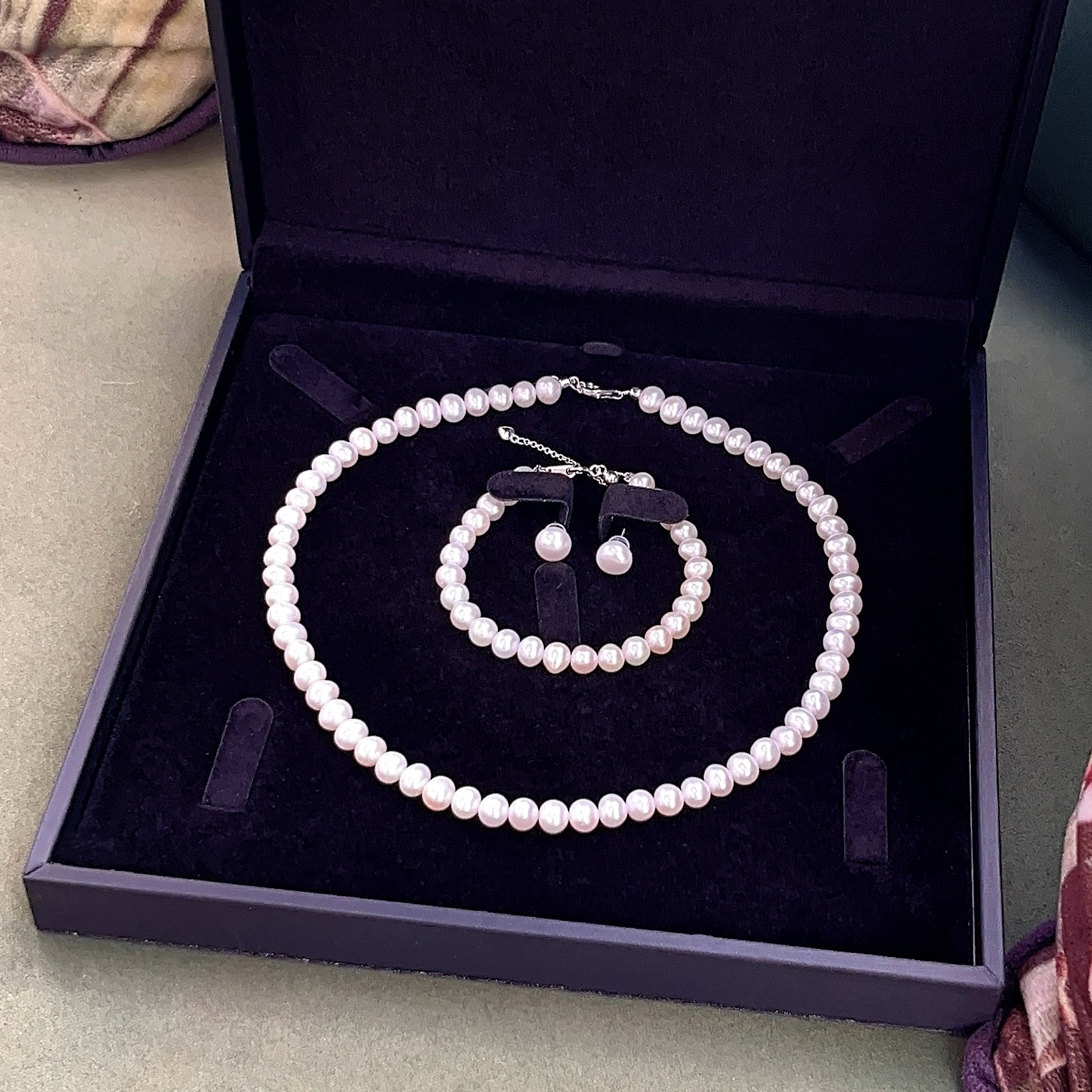 The Pods × Catherine Chen - Classic Pearl Breakfast Privilege Set