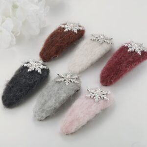 The Snowflake Pearl Clip