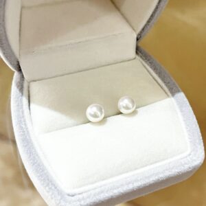 Akoya Studs-4mm
