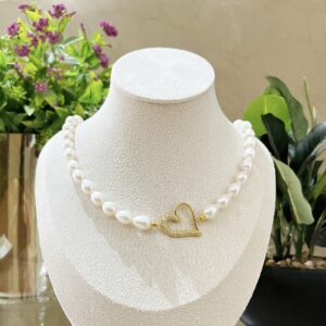 The Étoile Heart & Pearl Necklace