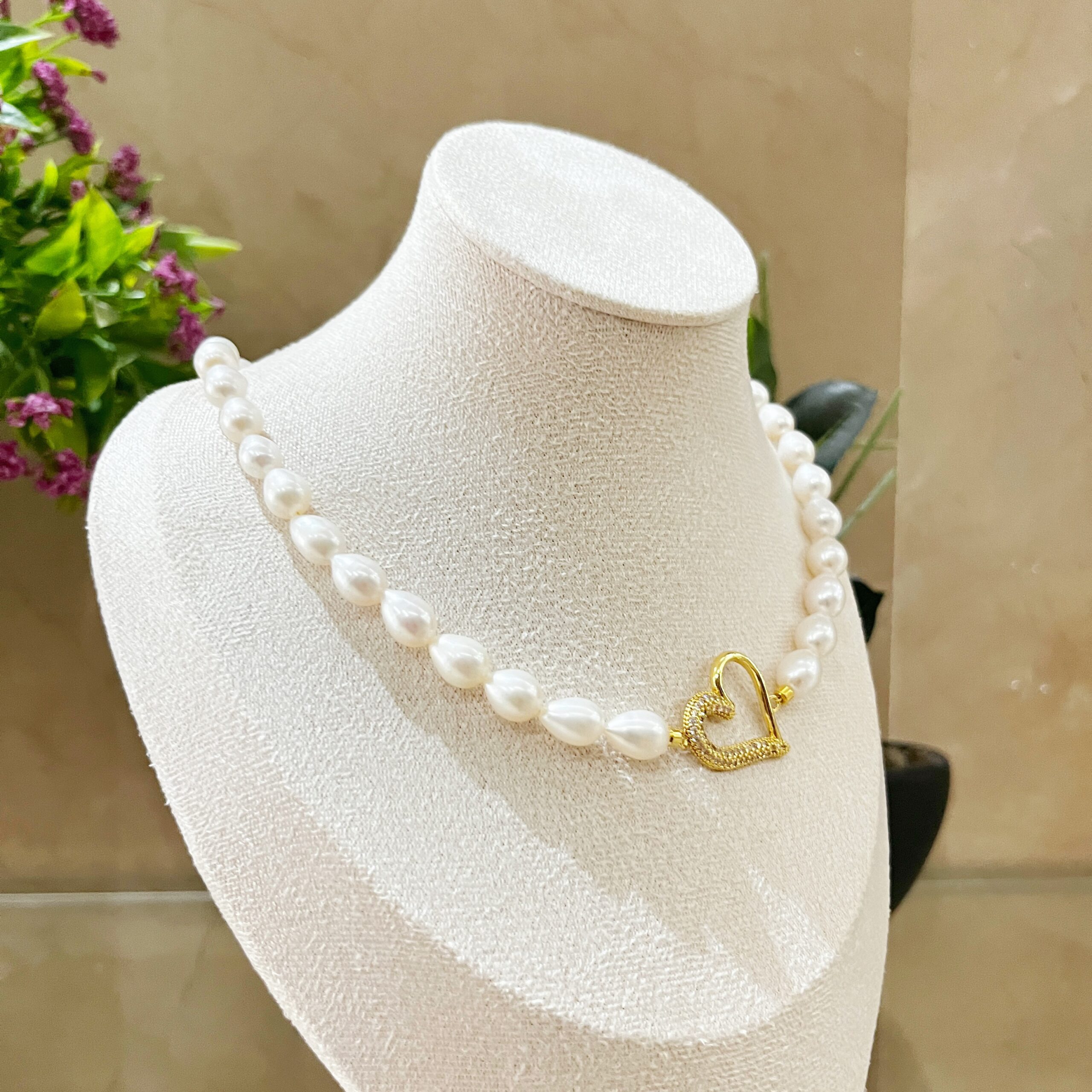 The Étoile Heart & Pearl Necklace - Image 2