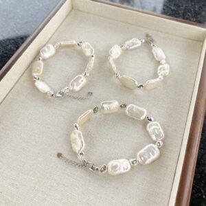 Square Baroque Pearl Bracelet